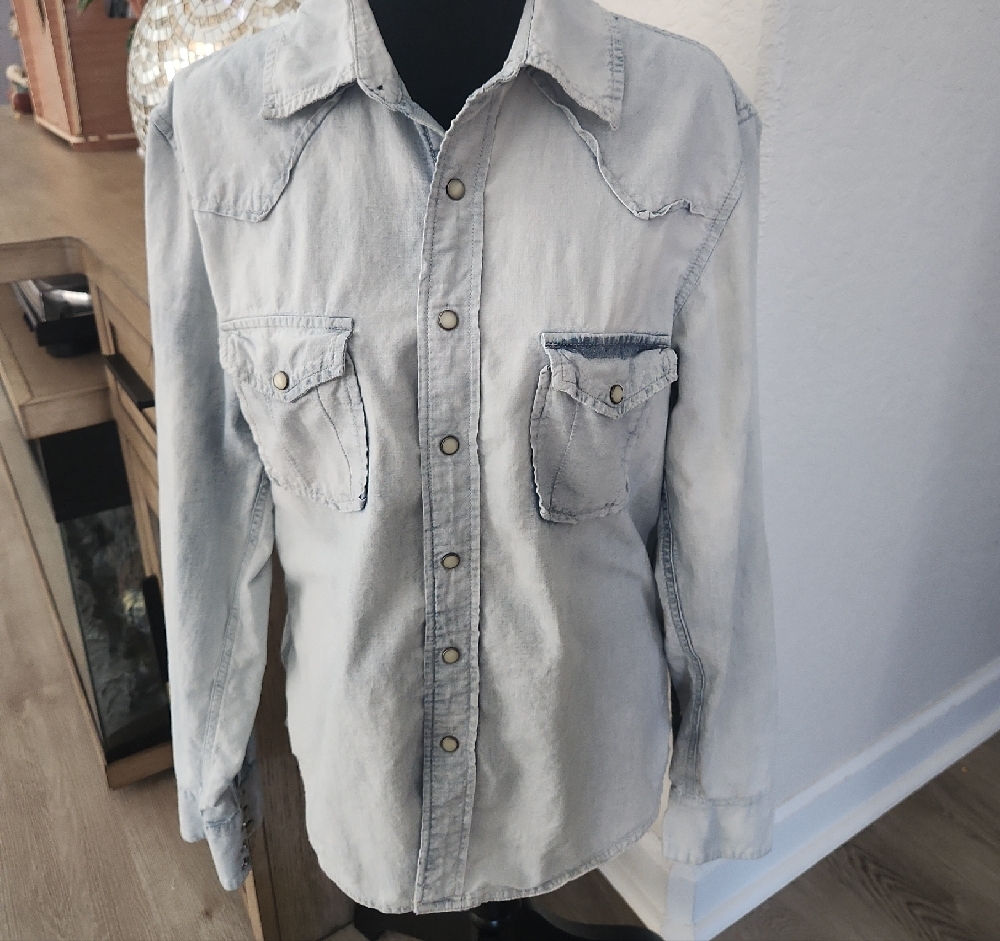 Light Wash Denim Shirt with Pockets